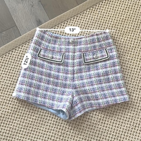 House of Harlow Tweed Shorts - Picture 4 of 6